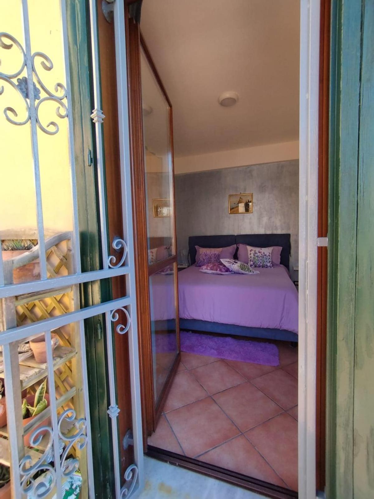 Villa Casa Maria Elena Santa Flavia Exterior foto